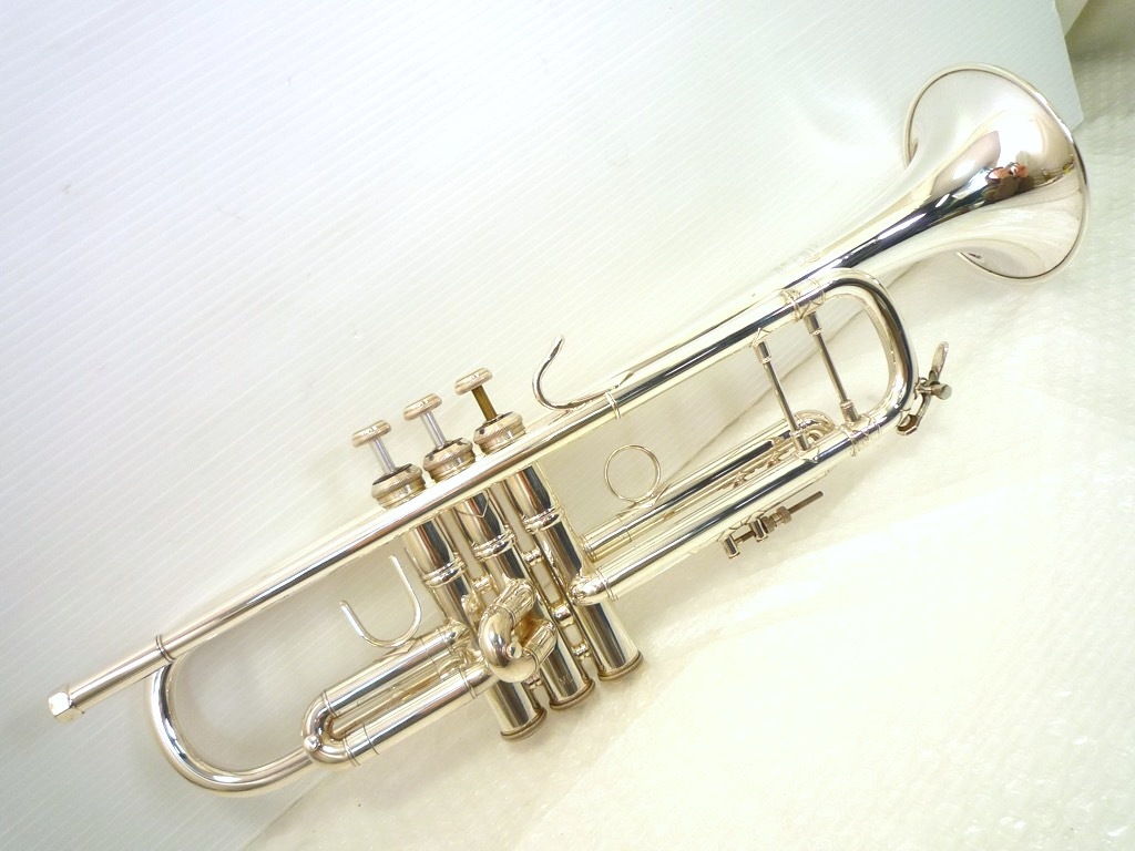 トランペット バック ストラディバリウス ケース付 Bach Stradivarius 37G ワンオーナー シリアル427278 白蝶貝 ELKHART エルクハート 必見