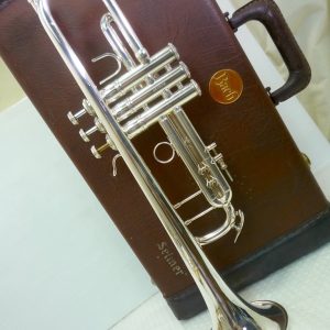 トランペット バック ストラディバリウス ケース付 Bach Stradivarius 37G ワンオーナー シリアル427278 白蝶貝 ELKHART エルクハート 必見